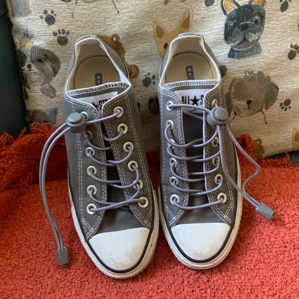 Converse Chuck Taylor All Star Charcoal Gray Low Top Sneakers-Men’s 5, Women’s 7